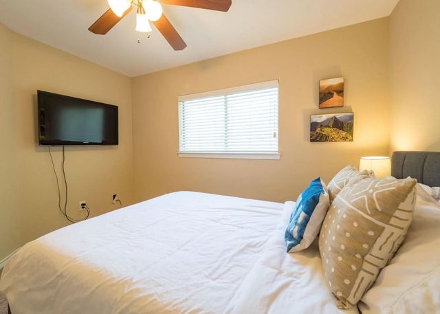 400 W Mary ST, Austin, TX 78704