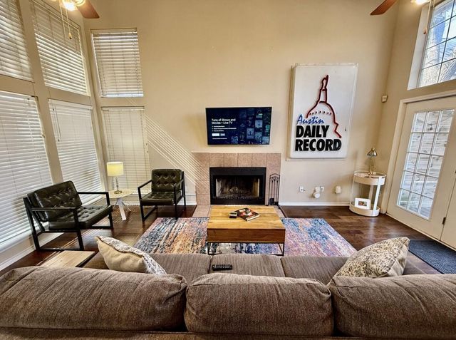 400 W Mary ST, Austin, TX 78704