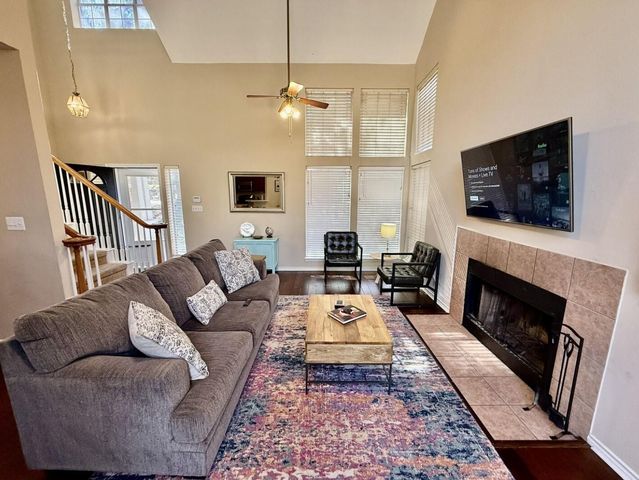 400 W Mary ST, Austin, TX 78704