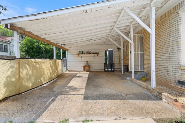 735 Donnybrook Ave, Tyler, TX 75701