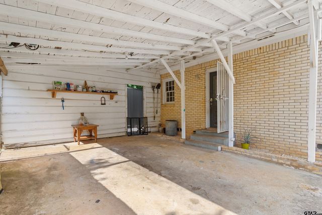 735 Donnybrook Ave, Tyler, TX 75701