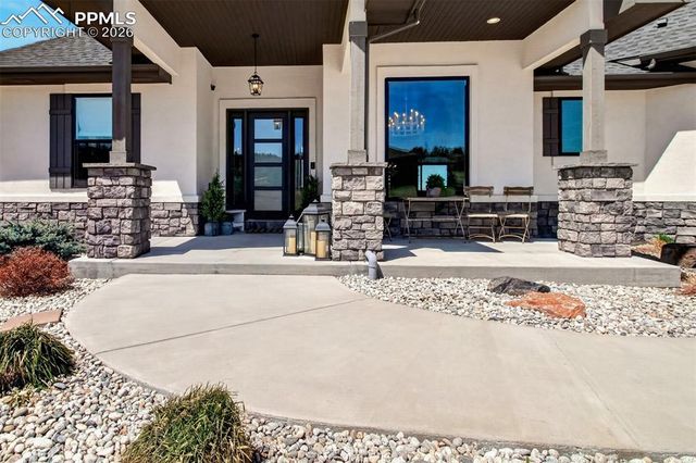 19075 Dorncliffe Road, Monument, CO 80132