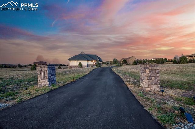 19075 Dorncliffe Road, Monument, CO 80132