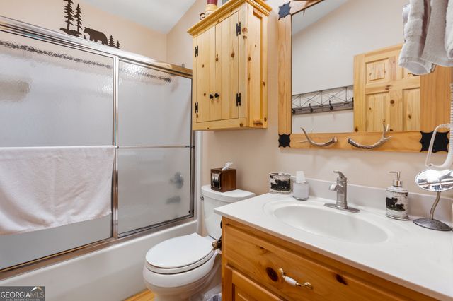 1180 Ruby Lake Drive, Hiawassee, GA 30546