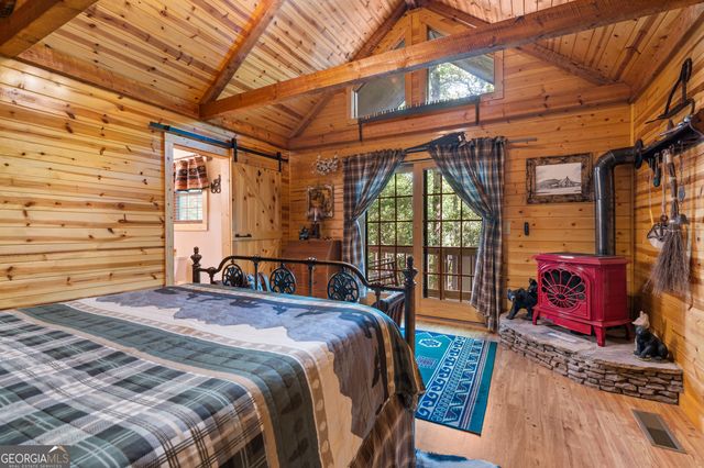 1180 Ruby Lake Drive, Hiawassee, GA 30546