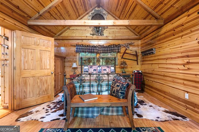 1180 Ruby Lake Drive, Hiawassee, GA 30546