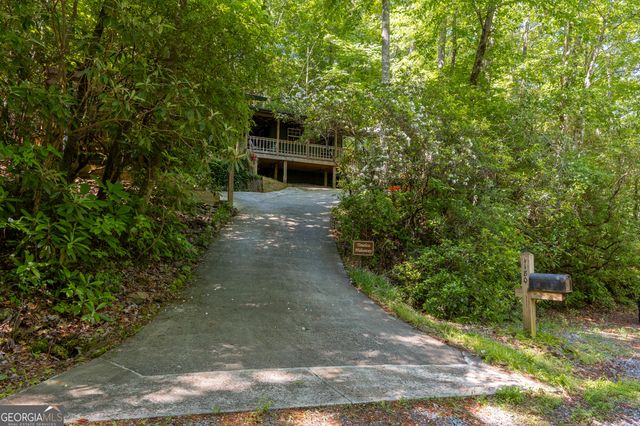 1180 Ruby Lake Drive, Hiawassee, GA 30546