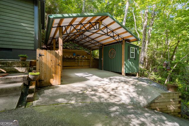 1180 Ruby Lake Drive, Hiawassee, GA 30546