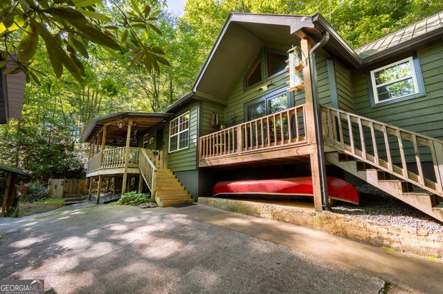 1180 Ruby Lake Drive, Hiawassee, GA 30546