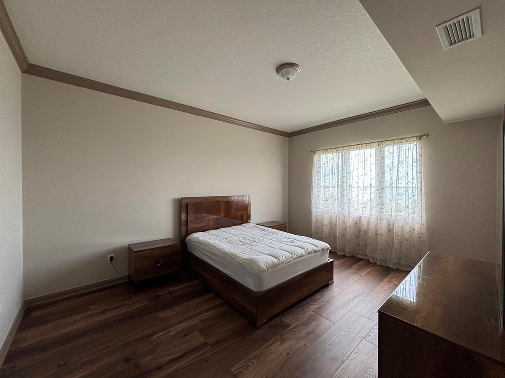Image 26 of property listing at 23 Harbour Isle Drive W 303, Fort Pierce, FL 34949