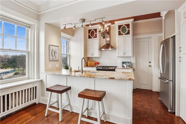 4618 Warwick Boulevard 6F, Kansas City, MO 64112