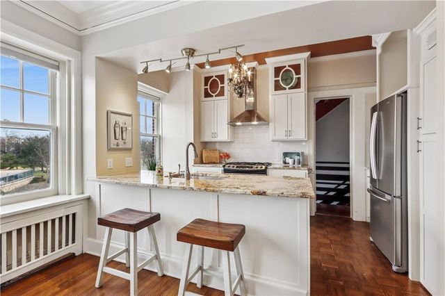 4618 Warwick Boulevard 6F, Kansas City, MO 64112