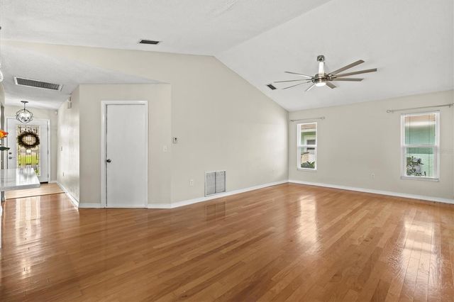 7129 QUEEN PALM CIRCLE, Sarasota, FL 34243