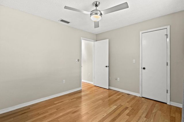 7129 QUEEN PALM CIRCLE, Sarasota, FL 34243