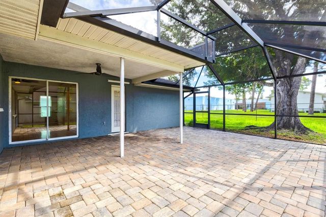 7129 QUEEN PALM CIRCLE, Sarasota, FL 34243