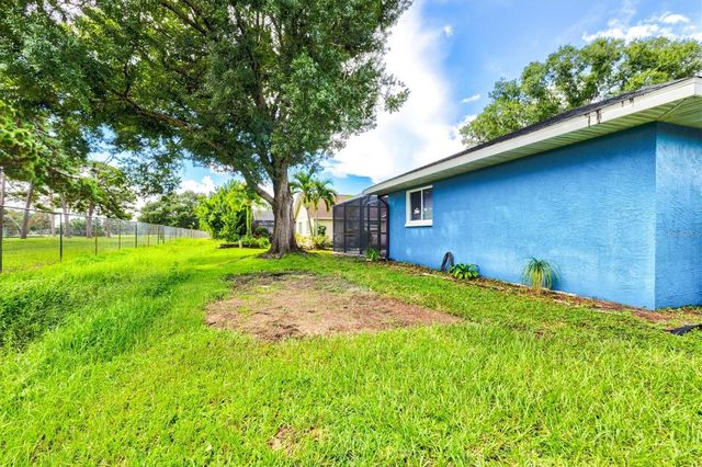 7129 QUEEN PALM CIRCLE, Sarasota, FL 34243