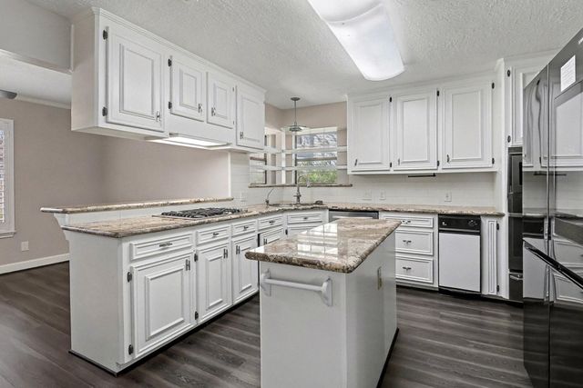 1402 Copperfield Court, Richmond, TX 77406