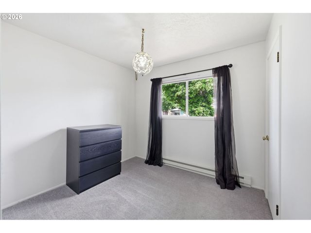 5514 Se NEHALEM St, Portland, OR 97206