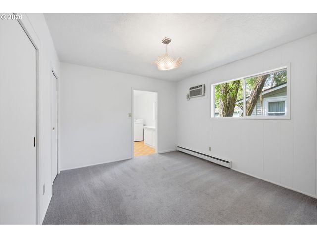 5514 Se NEHALEM St, Portland, OR 97206