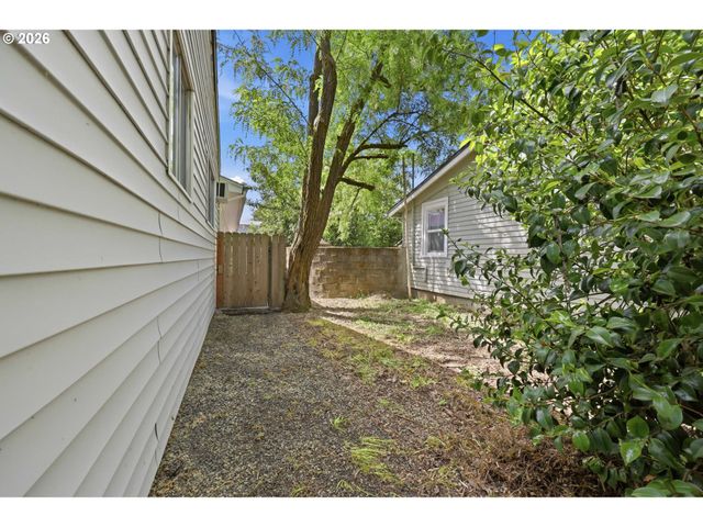 5514 Se NEHALEM St, Portland, OR 97206