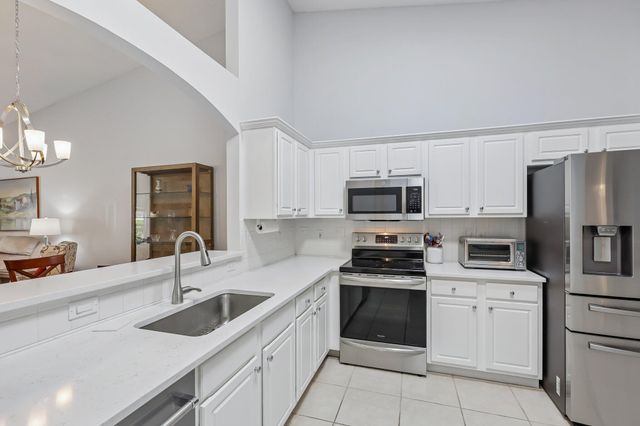8480 LOGIA Circle, Boynton Beach, FL 33472