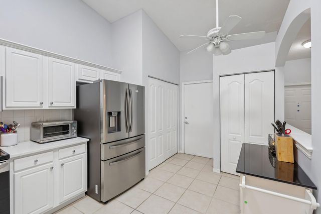 8480 LOGIA Circle, Boynton Beach, FL 33472