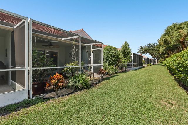 8480 LOGIA Circle, Boynton Beach, FL 33472