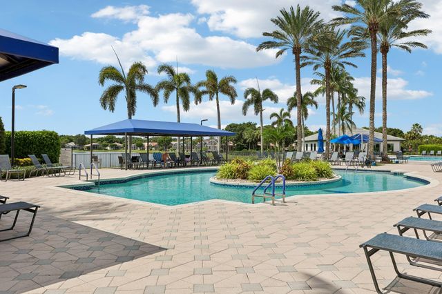 8480 LOGIA Circle, Boynton Beach, FL 33472