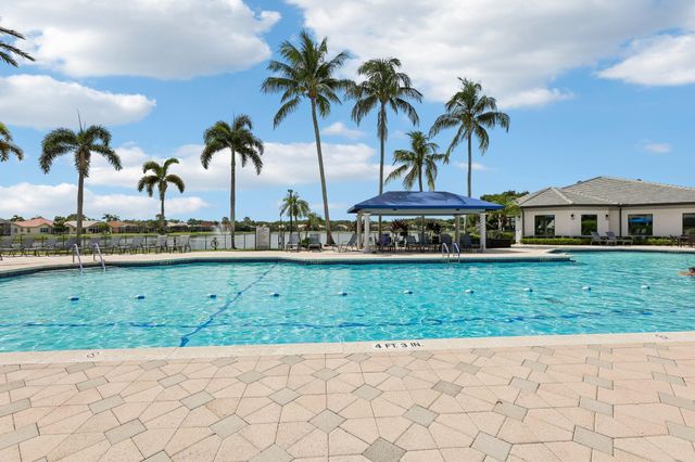 8480 LOGIA Circle, Boynton Beach, FL 33472