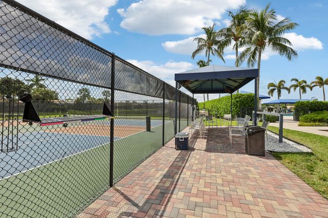 8480 LOGIA Circle, Boynton Beach, FL 33472