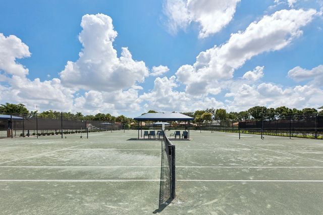 8480 LOGIA Circle, Boynton Beach, FL 33472