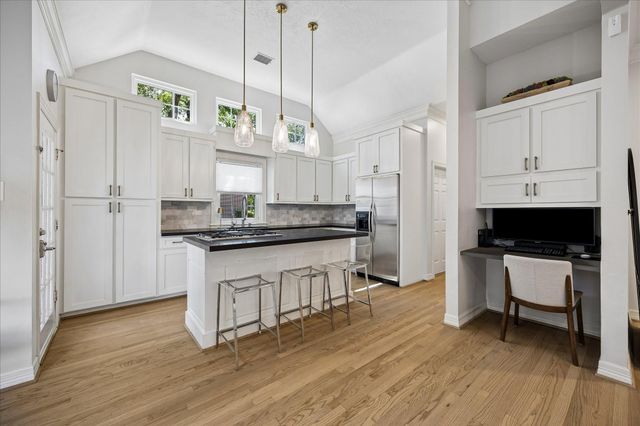 4131 Sunset Boulevard, Houston, TX 77005