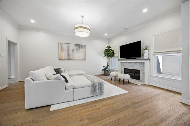 4131 Sunset Boulevard, Houston, TX 77005