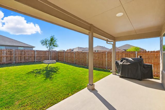 633 Captree Lane, Fort Worth, TX 76131