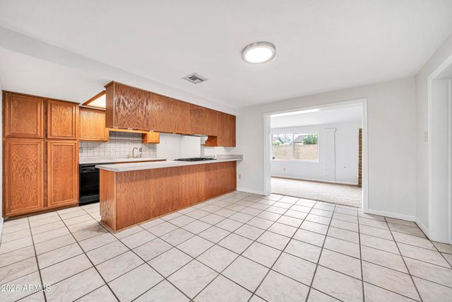 3472 E SHARON Drive, Phoenix, AZ 85032