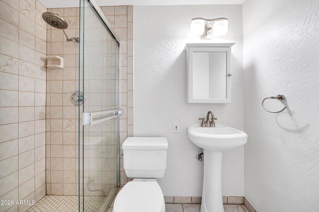 3472 E SHARON Drive, Phoenix, AZ 85032