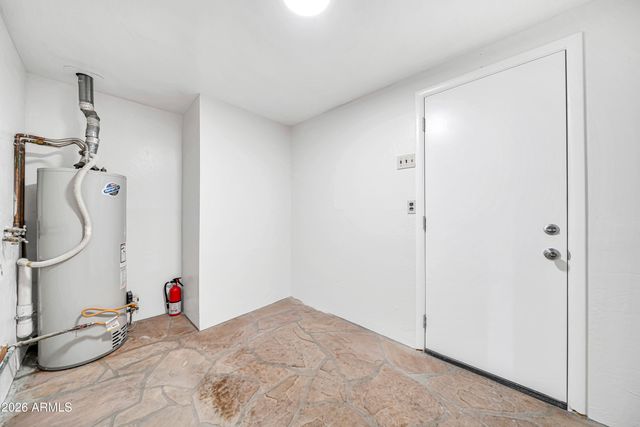 3472 E SHARON Drive, Phoenix, AZ 85032