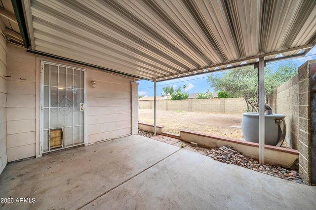 3472 E SHARON Drive, Phoenix, AZ 85032