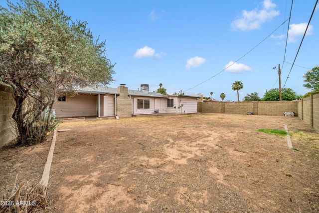 3472 E SHARON Drive, Phoenix, AZ 85032