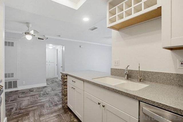 1091 Shadowridge 115, Vista, CA 92081