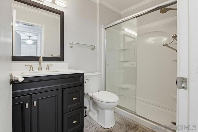 1091 Shadowridge 115, Vista, CA 92081