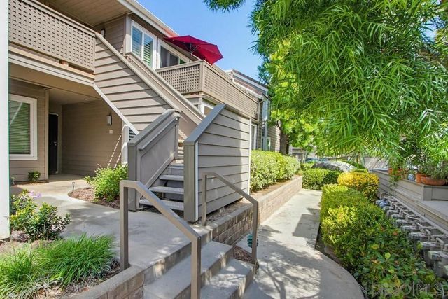 1091 Shadowridge 115, Vista, CA 92081