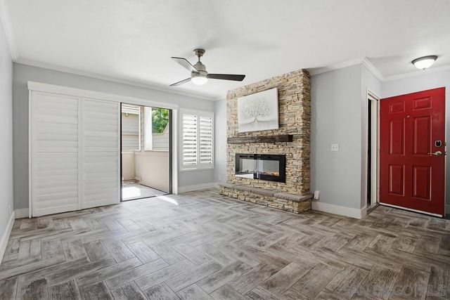 1091 Shadowridge 115, Vista, CA 92081