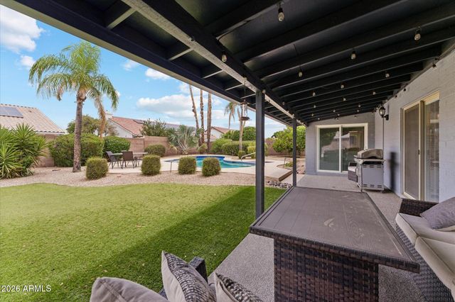 502 E LE MARCHE Avenue, Phoenix, AZ 85022