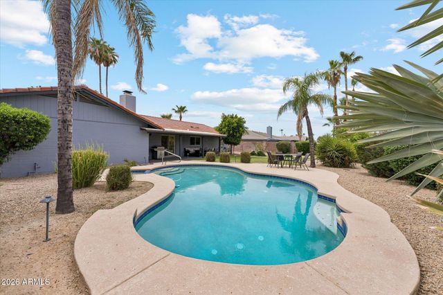 502 E LE MARCHE Avenue, Phoenix, AZ 85022