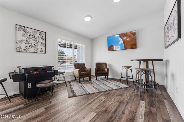 502 E LE MARCHE Avenue, Phoenix, AZ 85022
