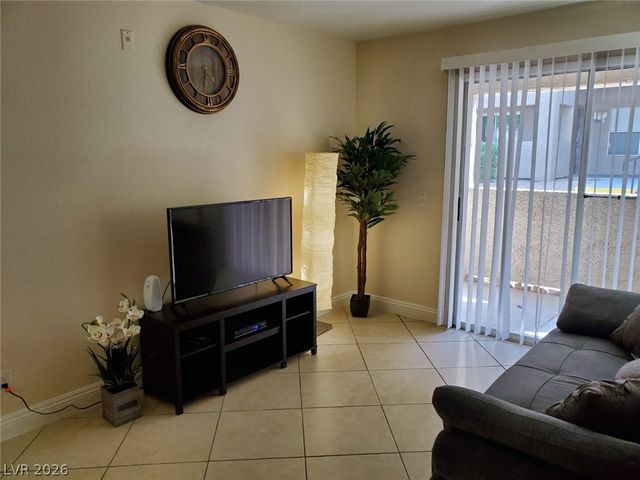 4200 South Valley View Boulevard 1052, Las Vegas, NV 89103