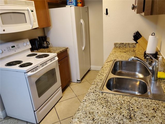 4200 South Valley View Boulevard 1052, Las Vegas, NV 89103