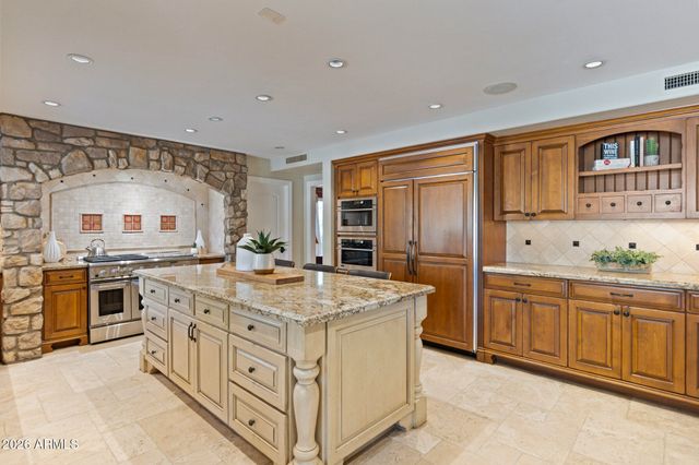 2106 E LA VIEVE Lane, Tempe, AZ 85284