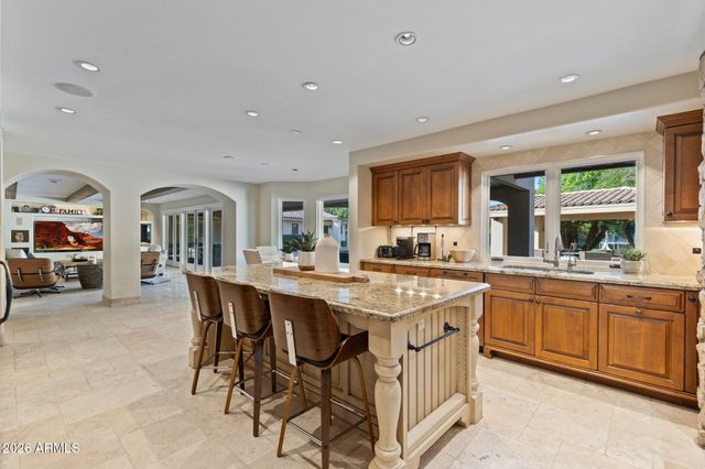 2106 E LA VIEVE Lane, Tempe, AZ 85284